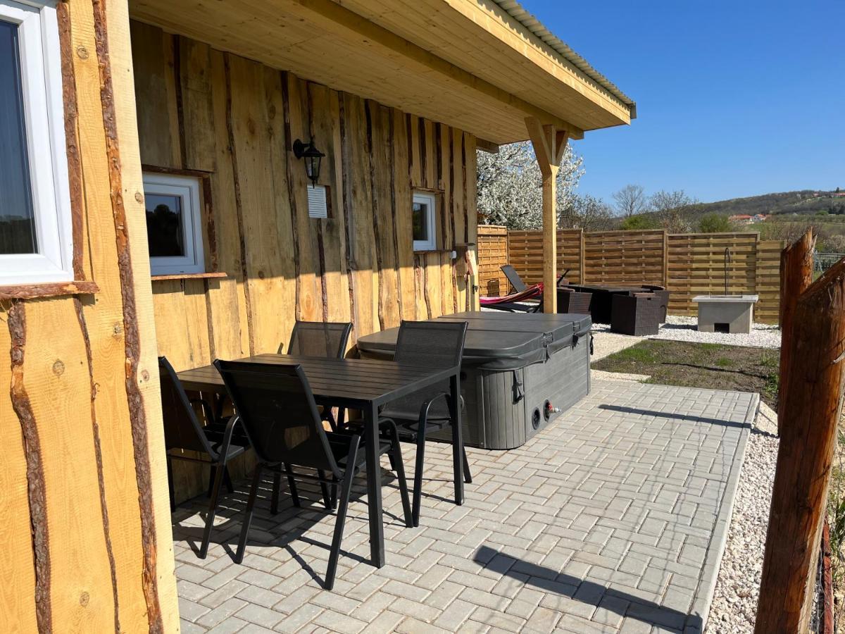Romantic Jacuzzi Hideaway Near Heviz Rezi Zewnętrze zdjęcie