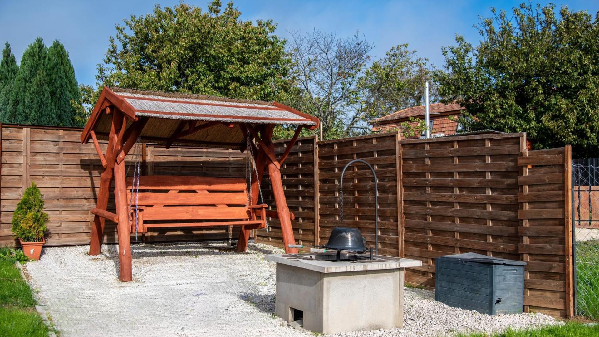 Romantic Jacuzzi Hideaway Near Heviz Rezi Zewnętrze zdjęcie